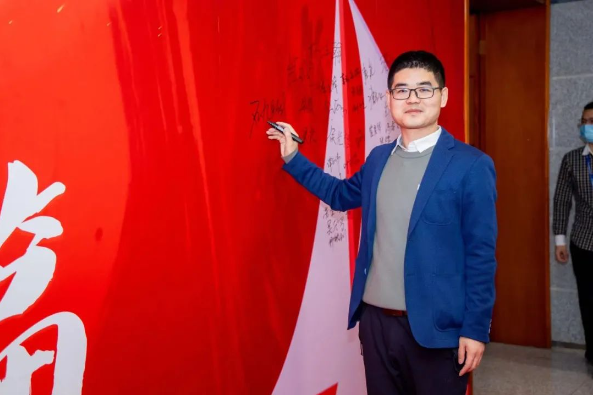 奮楫揚帆譜新篇|深圳九洲電器2022年總結(jié)表彰大會