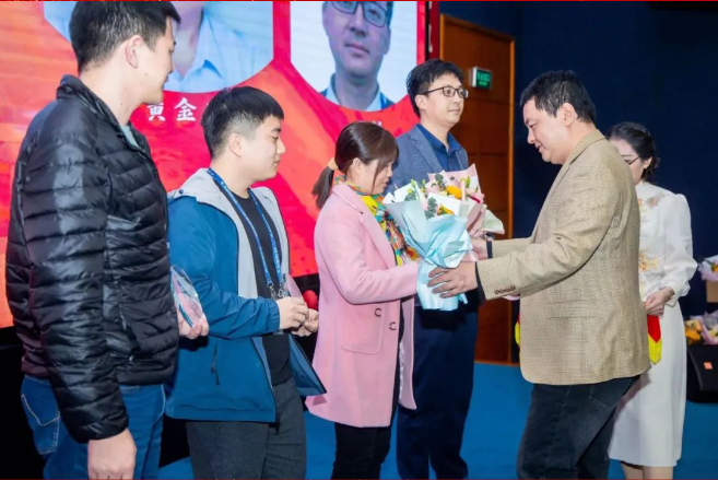 奮楫揚帆譜新篇|深圳九洲電器2022年總結(jié)表彰大會