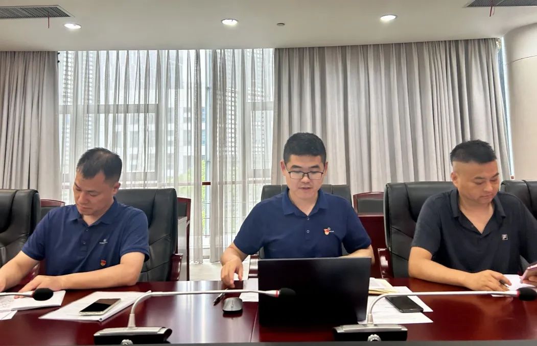 拼搏奮斗當(dāng)先鋒 凝心聚力再啟航