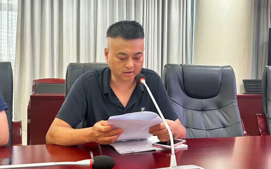 拼搏奮斗當(dāng)先鋒 凝心聚力再啟航